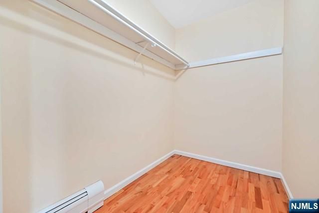 5 Skie Drive, Paramus, NJ 07652