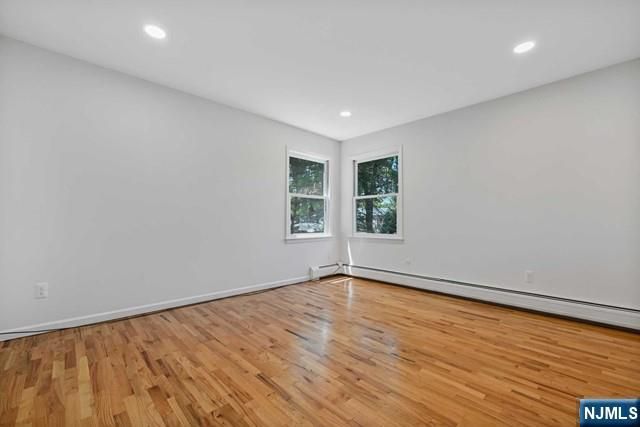 5 Skie Drive, Paramus, NJ 07652