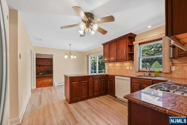 5 Skie Drive, Paramus, NJ 07652