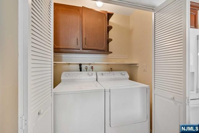 5 Skie Drive, Paramus, NJ 07652