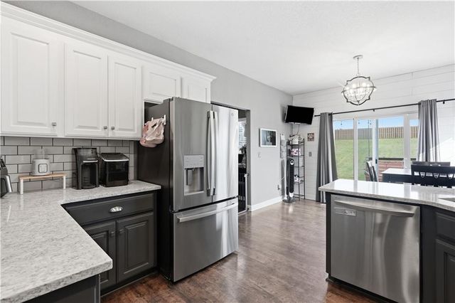 16906 Tucker Court, Basehor, KS 66007