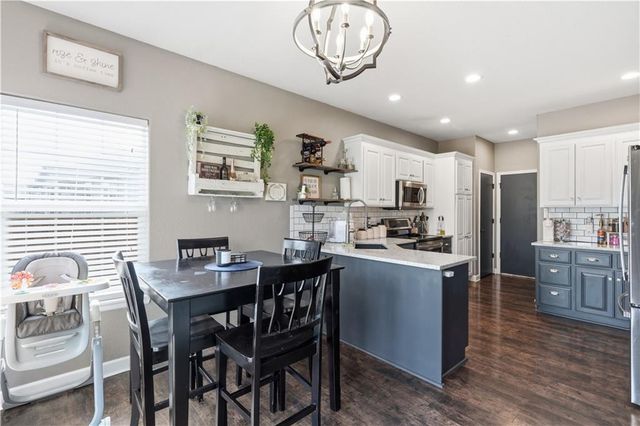 16906 Tucker Court, Basehor, KS 66007