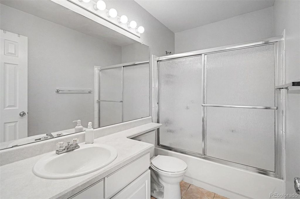 Image 26 of property listing at 5703 S Hannibal Way, Centennial, CO 80015
