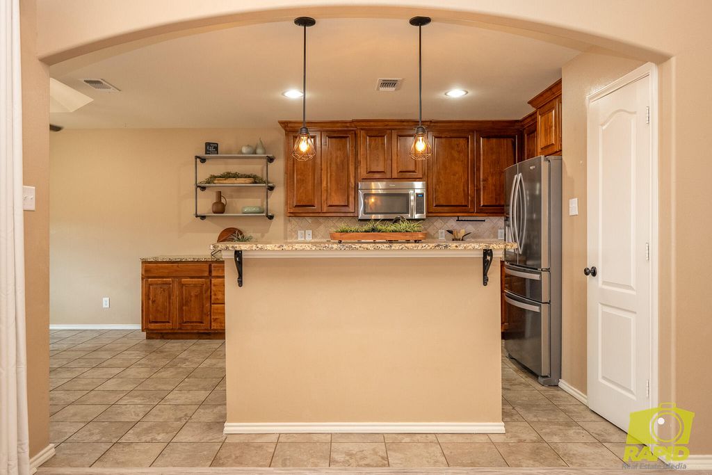 Image 7 of property listing at 4161 Huntleigh Drive, San Angelo, TX 76904