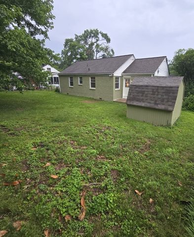 2217 Pinewood Rd, Nashville, TN 37216