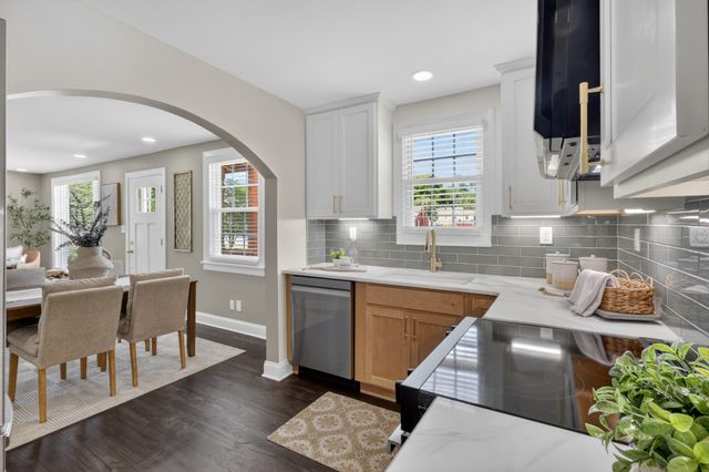 2217 Pinewood Rd, Nashville, TN 37216