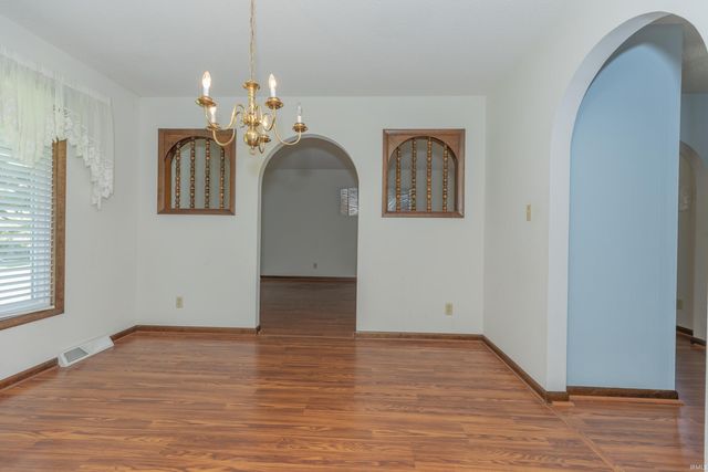 4525 N Ford Road, Mount Vernon, IN 47620