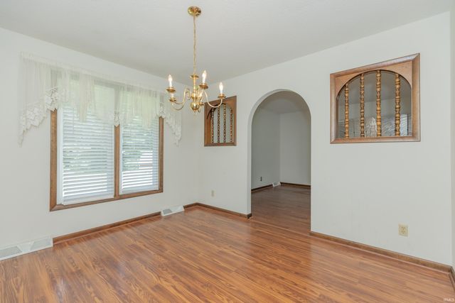 4525 N Ford Road, Mount Vernon, IN 47620
