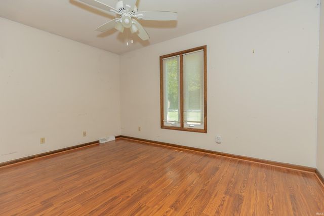 4525 N Ford Road, Mount Vernon, IN 47620