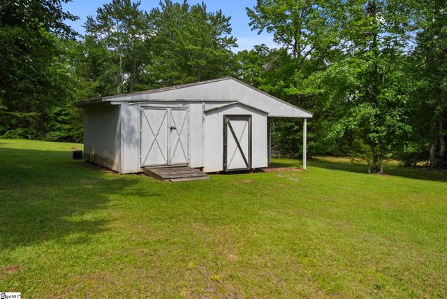 16 Farmington Trail, Travelers Rest, SC 29690