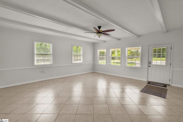 16 Farmington Trail, Travelers Rest, SC 29690