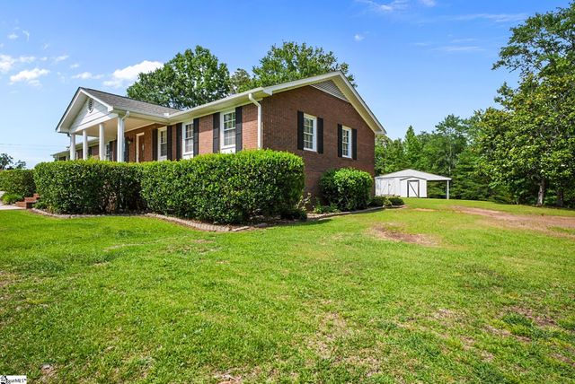 16 Farmington Trail, Travelers Rest, SC 29690