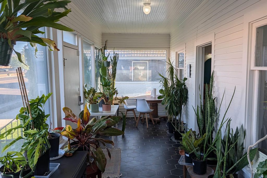 1518 Overland Ave, Burley, ID 83318 photo 5