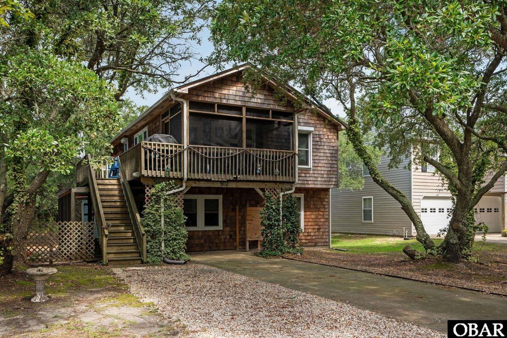 Image 1 of property listing at 502 Nixonton Street, Kill Devil Hills, NC 27948
