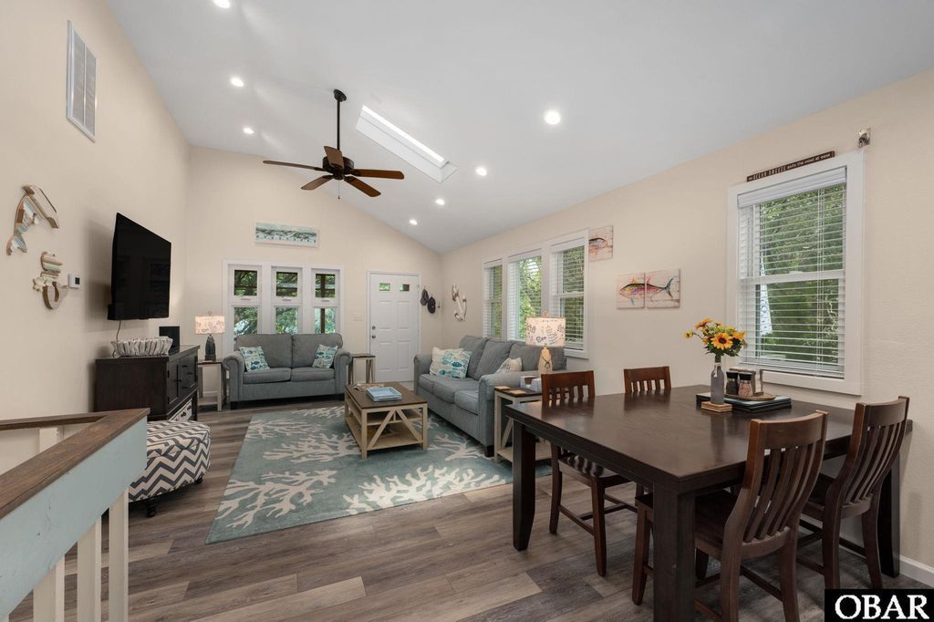 Image 7 of property listing at 502 Nixonton Street, Kill Devil Hills, NC 27948