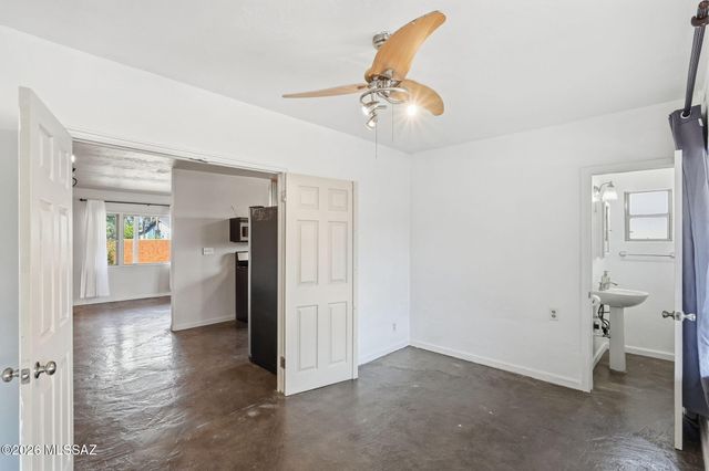 2842 E Stratford Drive, Tucson, AZ 85716
