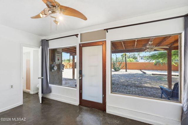 2842 E Stratford Drive, Tucson, AZ 85716