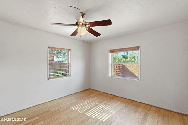 2842 E Stratford Drive, Tucson, AZ 85716