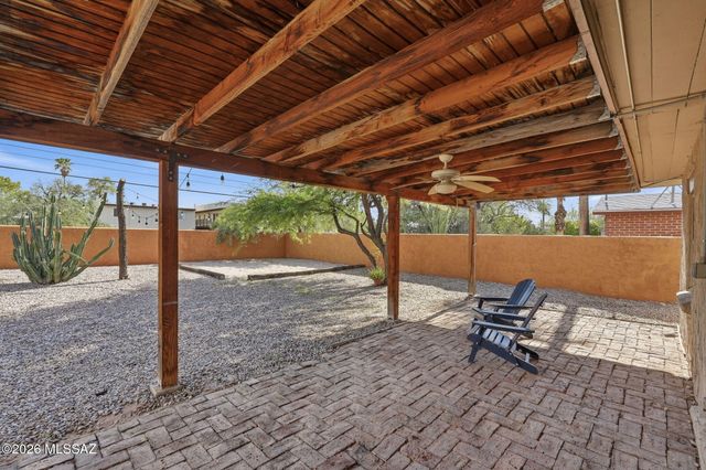 2842 E Stratford Drive, Tucson, AZ 85716
