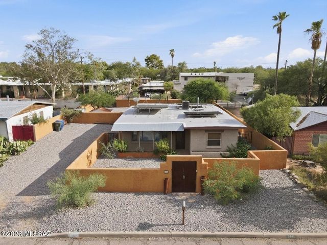 2842 E Stratford Drive, Tucson, AZ 85716