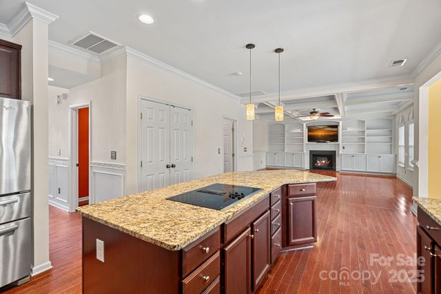 4045 Amber Leigh Way Drive, Charlotte, NC 28269