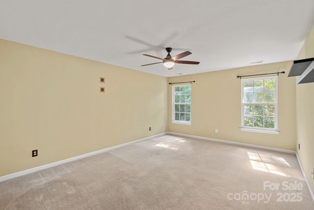 4045 Amber Leigh Way Drive, Charlotte, NC 28269