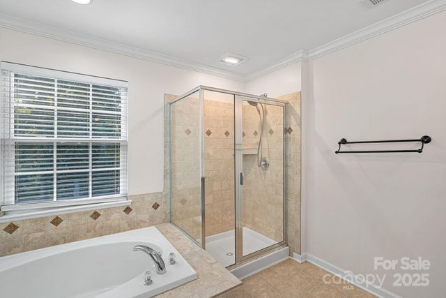 4045 Amber Leigh Way Drive, Charlotte, NC 28269