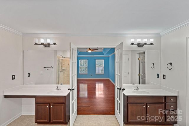 4045 Amber Leigh Way Drive, Charlotte, NC 28269