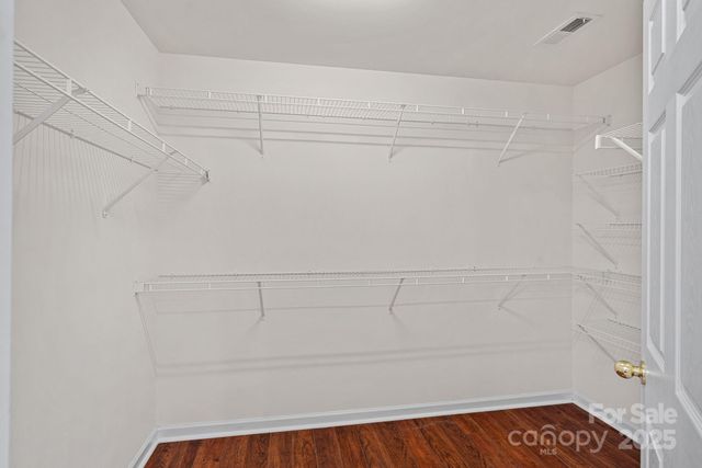 4045 Amber Leigh Way Drive, Charlotte, NC 28269