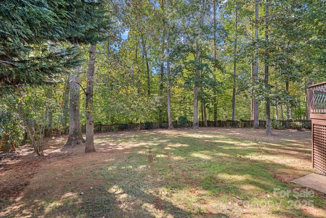 4045 Amber Leigh Way Drive, Charlotte, NC 28269