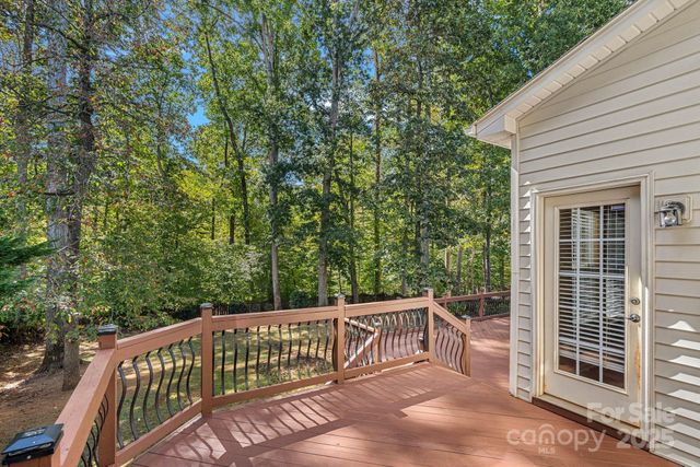 4045 Amber Leigh Way Drive, Charlotte, NC 28269