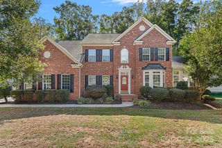 4045 Amber Leigh Way Drive, Charlotte, NC 28269