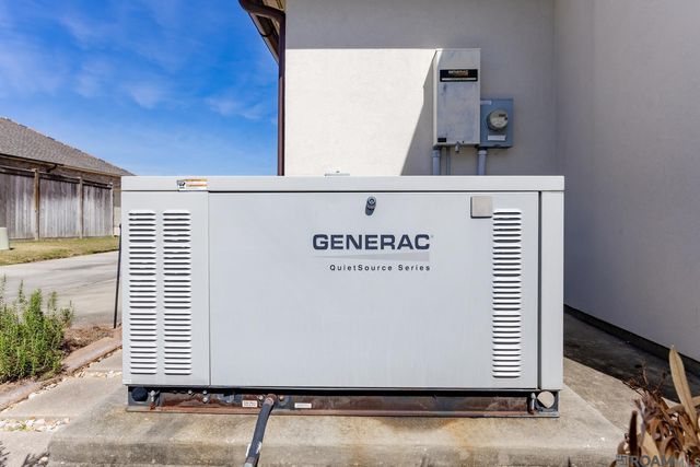 7938 Settlers Cir, Baton Rouge, LA 70810