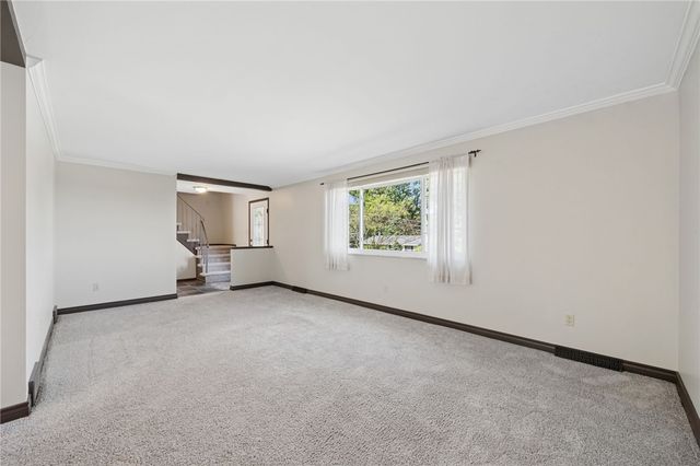 1212 Mountain View Dr, Unity Twp, PA 15601