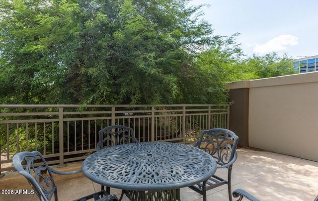 2211 E CAMELBACK Road 104, Phoenix, AZ 85016