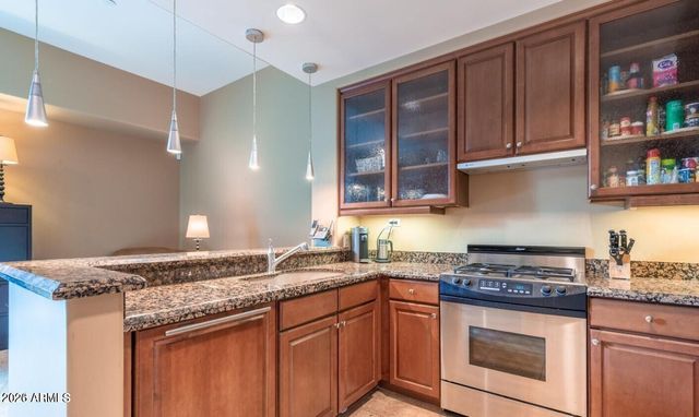 2211 E CAMELBACK Road 104, Phoenix, AZ 85016