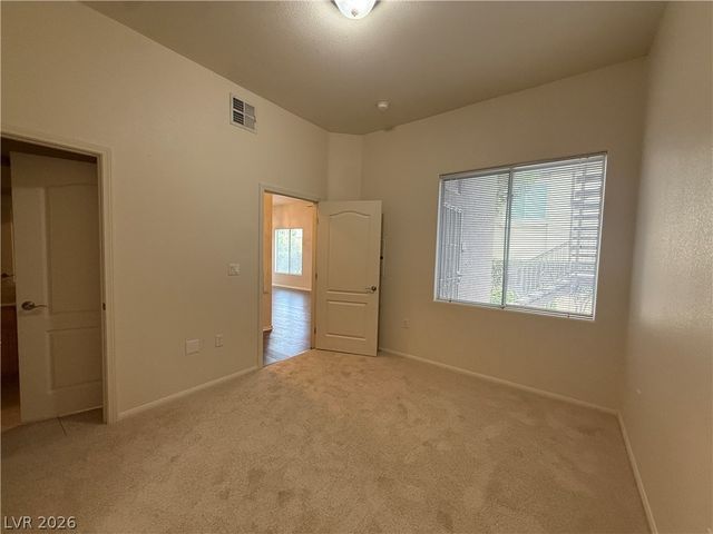 10630 Calico Mountain Avenue 103, Las Vegas, NV 89129