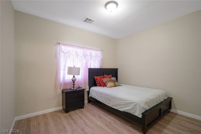 894 Cline Cellars Avenue, Las Vegas, NV 89123