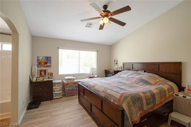 894 Cline Cellars Avenue, Las Vegas, NV 89123