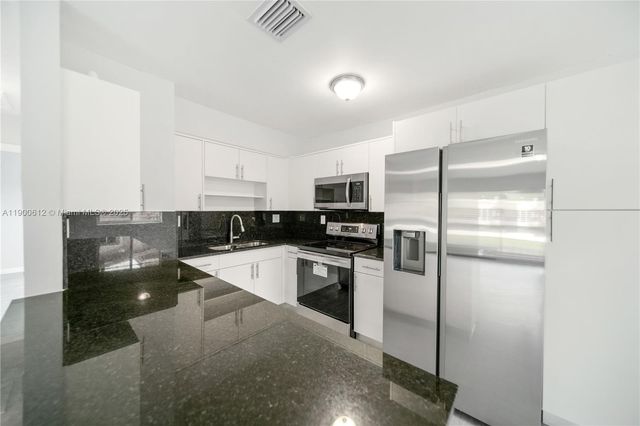 7560 Tropicana St 7560, Miramar, FL 33023