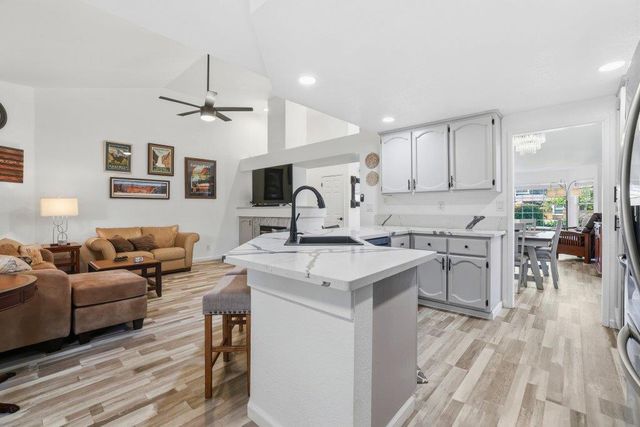 1646 Revere Dr, Roseville, CA 95747