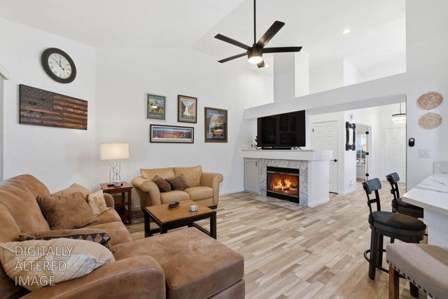 1646 Revere Dr, Roseville, CA 95747