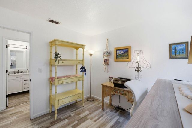1646 Revere Dr, Roseville, CA 95747