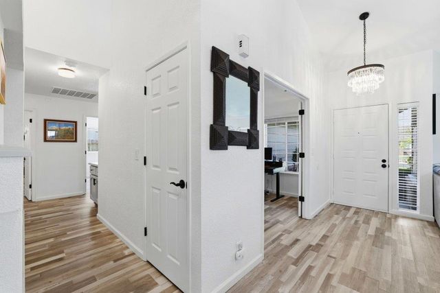 1646 Revere Dr, Roseville, CA 95747