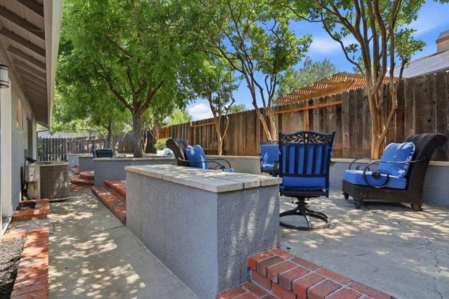 1646 Revere Dr, Roseville, CA 95747