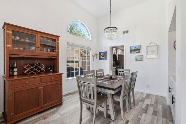 1646 Revere Dr, Roseville, CA 95747