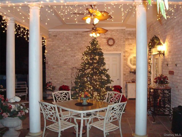 6 Naybor Avenue, Medford, NY 11763