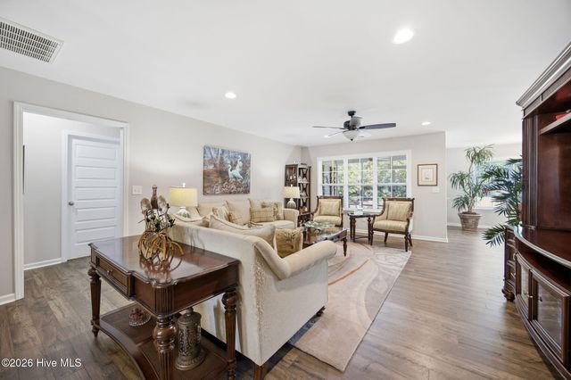 2537 Rhinestone Drive, Winterville, NC 28590