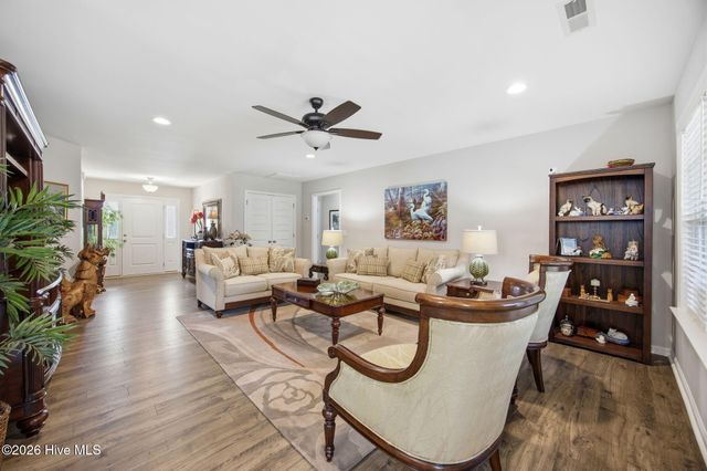2537 Rhinestone Drive, Winterville, NC 28590