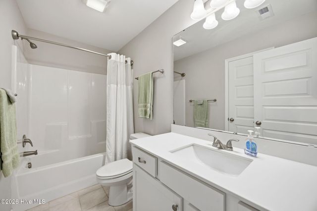 2537 Rhinestone Drive, Winterville, NC 28590